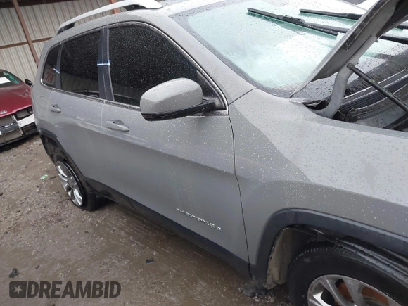 2020 Jeep Cherokee Latitude Plus with VIN 1C4PJLLB9LD514713, listed as a IAAI auction lot 41302261 with 93,654 mi miles. Bid and sale history available at carsss.com. Image 13.