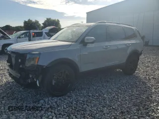 2025 Kia Telluride EX X-Line с VIN 5XYP3DGC7SG621228, выставлен на аукционе Copart как лот 60273715 с пробегом 4 901 миль миль и Списание • Salvage title. История ставок и продаж доступна на DreamBid. Изображение 1.