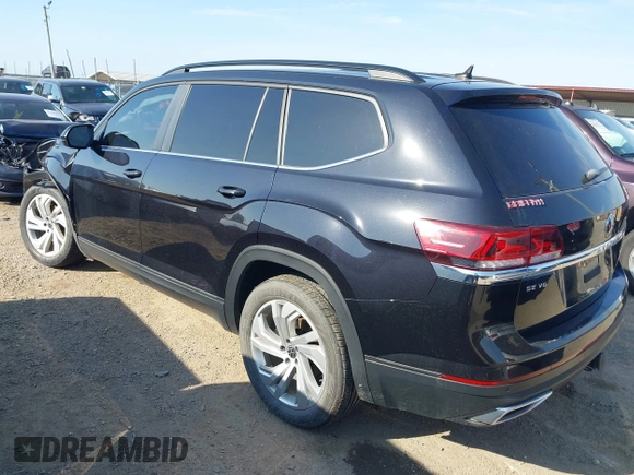 2022 Volkswagen Atlas SE with VIN 1V2KR2CA6NC532226, listed as a IAAI auction lot 42244894 with 33,767 mi miles and . Bid and sale history available at DreamBid. Image 3.