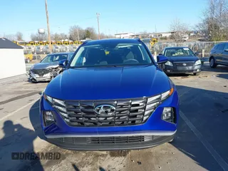 2024 Hyundai Tucson SEL with VIN 5NMJBCDE4RH334082, listed as a IAAI auction lot 41493611 with 10,441 mi miles and . Bid and sale history available at carsss.com. Image 12.