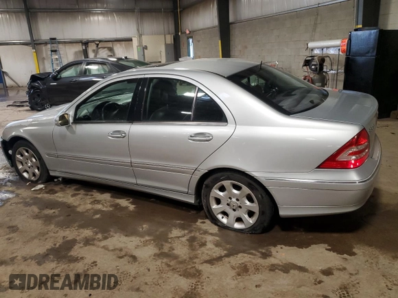 2006 Mercedes-Benz C 280 Luxury with VIN WDBRF92H56F759258, listed as a Copart auction lot 59697585 with 100,601 mi miles and Salvage title. Bid and sale history available at DreamBid. Image 2.