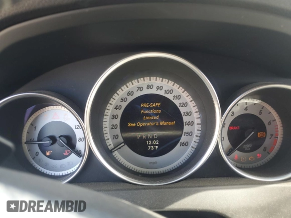2013 Mercedes-Benz C 250 Sport с VIN WDDGF4HB4DA805824, выставлен на аукционе Copart как лот 61940825 с пробегом Не указан миль и Списание • Salvage title. История ставок и продаж доступна на DreamBid. Изображение 9.