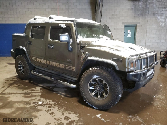 2005 Hummer H2 SUT with VIN 5GRGN22U35H125903, listed as a Copart auction lot 88751345 with 0 mi miles and Salvage Title. Bid and sale history available at carsss.com. Image 4.