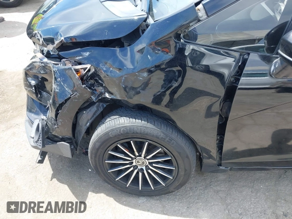 2017 Honda Fit LX with VIN JHMGK5H51HS012176, listed as a IAAI auction lot 42011477 with 91,894 mi miles. Bid and sale history available at carsss.com. Image 21.