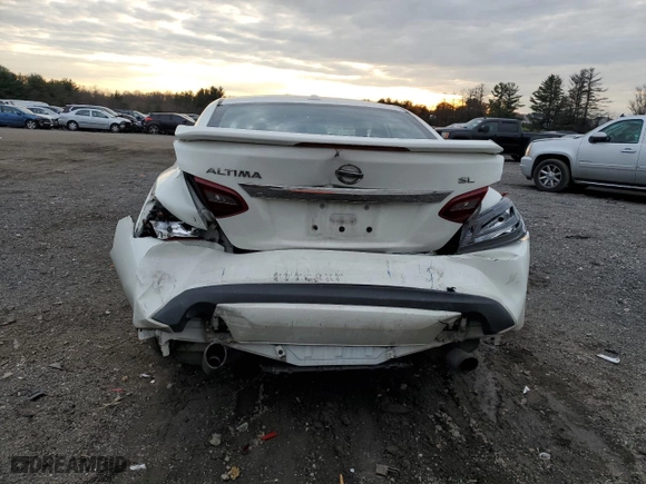 2018 Nissan Altima 2.5 SL with VIN 1N4AL3AP8JC146113, listed as a Copart auction lot 82485584 with 121,810 mi miles and Salvage Title. Bid and sale history available at carsss.com. Image 6.