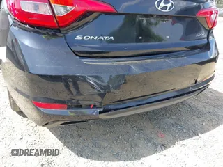2015 Hyundai Sonata Limited with VIN 5NPE34AF5FH225582, listed as a IAAI auction lot 42155680 with 144,630 mi miles and . Bid and sale history available at carsss.com. Image 6.