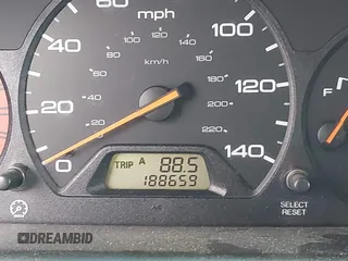 2004 Honda Odyssey EX-L with VIN 5FNRL18934B016420, listed as a IAAI auction lot 41473237 with 188,659 mi miles and . Bid and sale history available at DreamBid. Image 15.