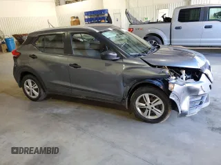 2019 Nissan Kicks SR z VIN 3N1CP5CU7KL540250, wystawiony jako Copart lot #81502724 z przebiegiem 89 693 mil mil oraz Szkoda całkowita • Salvage title. Historia ofert i sprzedaży dostępna na DreamBid. Obrazek 4.