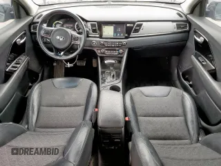 2018 Kia Niro EX with VIN KNDCC3LC5J5160617, listed as a Copart auction lot 52255305 with 168,875 mi miles and Clean Title. Bid and sale history available at carsss.com. Image 8.