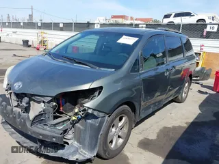 2013 Toyota Sienna LE AAS with VIN 5TDKK3DC8DS320002, listed as a IAAI auction lot 41839777 with 160,552 mi miles. Bid and sale history available at carsss.com. Image 6.