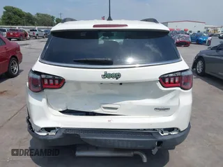 2019 Jeep Compass Latitude z VIN 3C4NJCBB4KT616437, wystawiony jako IAAI lot #42049491 z przebiegiem 42 495 mil mil oraz . Historia ofert i sprzedaży dostępna na DreamBid. Obrazek 17.