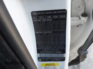 2017 Land Rover Range Rover Evoque SE with VIN SALVP2BG9HH190880, listed as a IAAI auction lot 41720266 with 71,179 mi miles. Bid and sale history available at carsss.com. Image 9.