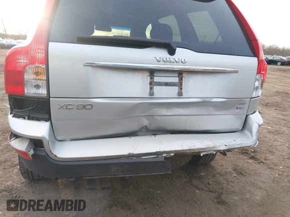 2007 Volvo XC90 I6 with VIN YV4CZ982871389484, listed as a IAAI auction lot 41305196 with 116,623 mi miles. Bid and sale history available at carsss.com. Image 6.