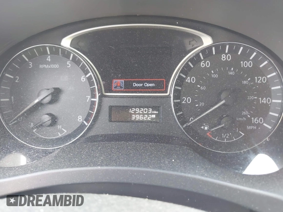 2015 Nissan Altima SV z VIN 1N4AL3AP3FC176546, wystawiony jako IAAI lot #42166808 z przebiegiem 129 203 mil mil oraz . Historia ofert i sprzedaży dostępna na DreamBid. Obrazek 7.