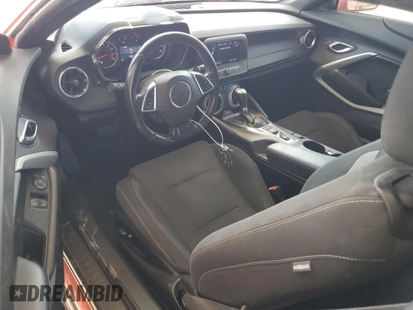 2022 Chevrolet Camaro 1LT z VIN 1G1FB1RX2N0113216, wystawiony jako Copart lot #54292955 z przebiegiem 59 929 mil mil oraz Szkoda całkowita • Salvage title. Historia ofert i sprzedaży dostępna na DreamBid. Obrazek 8.