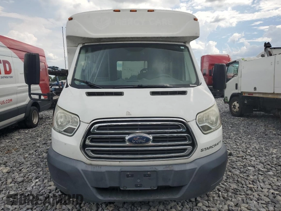 2017 Ford Transit z VIN 1FDES6PM1HKA09460, wystawiony jako Copart lot #62768515 z przebiegiem 197 033 mil mil oraz Czysty tytuł • Clean title. Historia ofert i sprzedaży dostępna na DreamBid. Obrazek 5.