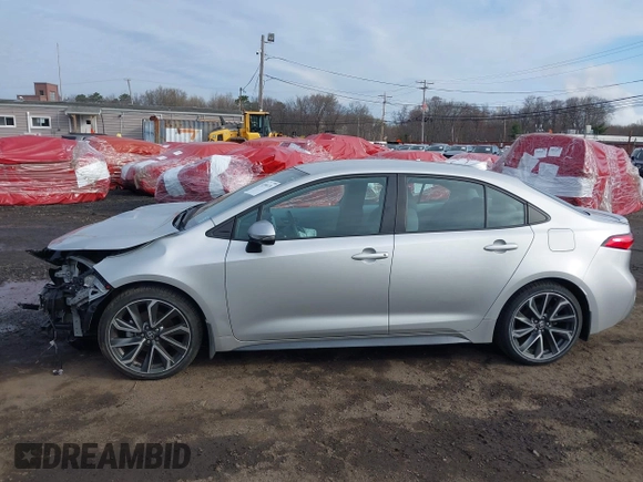2022 Toyota Corolla SE with VIN 5YFS4MCE2NP108810, listed as a IAAI auction lot 41996376 with 45,701 mi miles and . Bid and sale history available at DreamBid. Image 18.