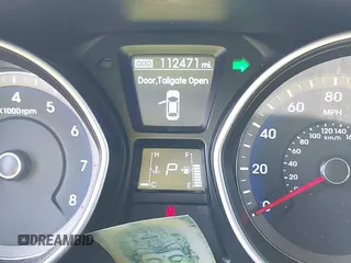 2014 Hyundai Elantra z VIN KMHD35LH3EU224043, wystawiony jako IAAI lot #42535504 z przebiegiem 112 471 mil mil oraz . Historia ofert i sprzedaży dostępna na DreamBid. Obrazek 7.