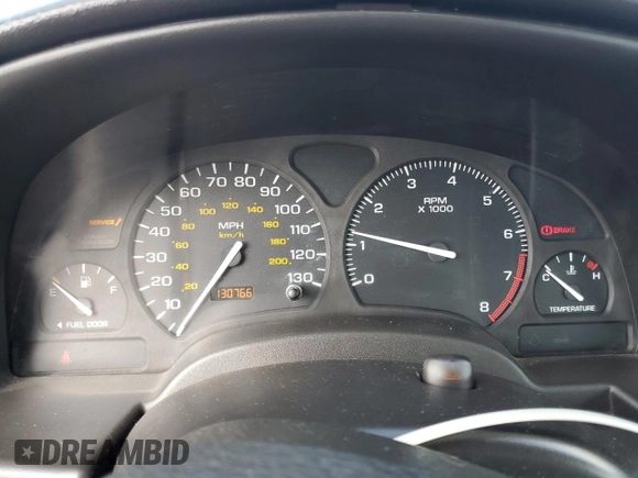 2000 Saturn SL z VIN 1G8ZK5276YZ224500, wystawiony jako Copart lot #45083945 z przebiegiem 130 766 mil mil oraz Szkoda całkowita • Salvage title. Historia ofert i sprzedaży dostępna na DreamBid. Obrazek 9.