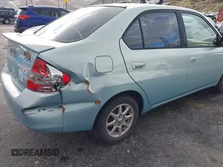 2002 Toyota Prius with VIN JT2BK18U020064521, listed as a IAAI auction lot 41712156 with 221,517 mi miles. Bid and sale history available at carsss.com. Image 6.