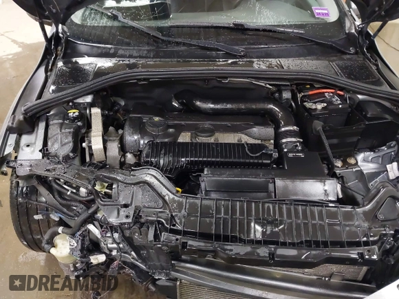 2016 Volvo V60 T5 Premier with VIN YV1612SK8G1311644, listed as a IAAI auction lot 41203569 with 96,242 mi miles. Bid and sale history available at carsss.com. Image 10.