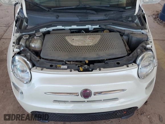 2015 FIAT 500e z VIN 3C3CFFGE2FT503321, wystawiony jako Copart lot #62170495 z przebiegiem 61 091 mil mil oraz Czysty tytuł • Clean title. Historia ofert i sprzedaży dostępna na DreamBid. Obrazek 11.