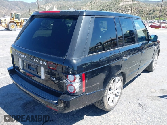 2011 Land Rover Range Rover HSE Lux with VIN SALMF1D45BA354685, listed as a IAAI auction lot 42211420 with Not provided miles and . Bid and sale history available at DreamBid. Image 4.