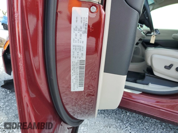 2020 Chrysler Pacifica Touring L with VIN 2C4RC1BG6LR196079, listed as a Copart auction lot 59307915 with 97,611 mi miles and Non repairable. Bid and sale history available at DreamBid. Image 14.