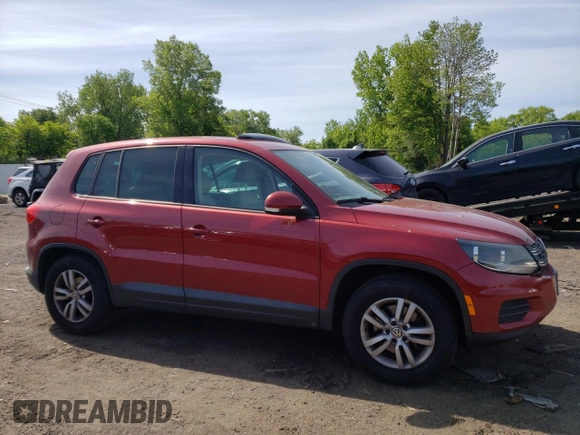 2012 Volkswagen Tiguan SE z VIN WVGAV7AXXCW005665, wystawiony jako Copart lot #58413145 z przebiegiem 197 505 mil mil oraz Tytuł czysty. Historia ofert i sprzedaży dostępna na DreamBid. Obrazek 4.
