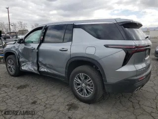 2024 Chevrolet Traverse FWD LS with VIN 1GNEREKS7RJ217874, listed as a Copart auction lot 44250835 with 8,731 mi miles and Salvage Title. Bid and sale history available at carsss.com. Image 2.