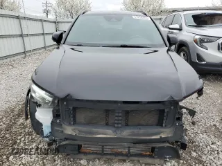 2021 Volvo XC40 R-Design with VIN YV4162UM0M2424488, listed as a Copart auction lot 51258465 with 39,270 mi miles and Salvage Title. Bid and sale history available at carsss.com. Image 5.