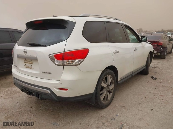 2013 Nissan Pathfinder Platinum with VIN 5N1AR2MN0DC684060, listed as a IAAI auction lot 41713442 with 146,271 mi miles. Bid and sale history available at carsss.com. Image 4.
