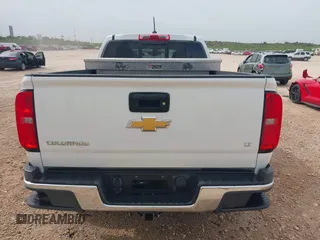 2016 Chevrolet Colorado 2WD LT z VIN 1GCGSCE34G1136732, wystawiony jako IAAI lot #42257739 z przebiegiem 92 592 mil mil oraz . Historia ofert i sprzedaży dostępna na DreamBid. Obrazek 16.