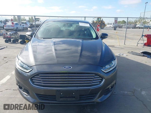2016 Ford Fusion SE Hybrid z VIN 3FA6P0LU6GR145421, wystawiony jako IAAI lot #42650918 z przebiegiem 105 990 mil mil oraz . Historia ofert i sprzedaży dostępna na DreamBid. Obrazek 13.