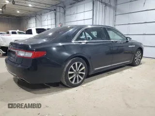 2017 Lincoln Continental Livery with VIN 1LN6L9HK8H5624120, listed as a Copart auction lot 82620934 with 297,342 mi miles and Clean Title. Bid and sale history available at carsss.com. Image 3.