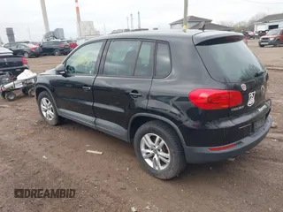 2012 Volkswagen Tiguan SE with VIN WVGAV7AX7CW609609, listed as a IAAI auction lot 41947280 with 77,942 mi miles and . Bid and sale history available at DreamBid. Image 3.