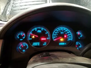 2012 Chevrolet Silverado 3500HD SRW LTZ with VIN 1GC4K1E82CF208298, listed as a Copart auction lot 41484875 with 276,394 mi miles and Salvage Title. Bid and sale history available at carsss.com. Image 9.