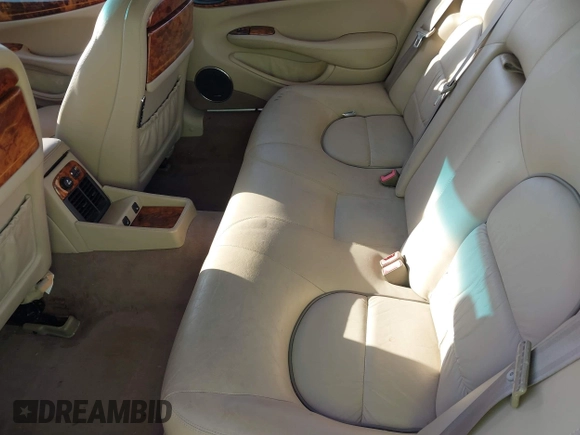 2001 Jaguar XJ Vanden Plas with VIN SAJDA24C81LF23026, listed as a IAAI auction lot 42671098 with 83,759 mi miles and . Bid and sale history available at DreamBid. Image 8.