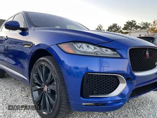 2017 Jaguar F-Pace z VIN SADCP2BV7HA059876, wystawiony jako Copart lot #75567304 z przebiegiem 43 310 mil mil oraz Szkoda całkowita • Salvage title. Historia ofert i sprzedaży dostępna na DreamBid. Obrazek 1.