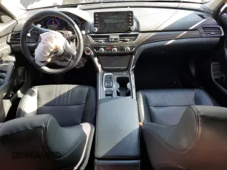 2018 Honda Accord Touring with VIN 1HGCV3F90JA014791, listed as a Copart auction lot 54344135 with 98,797 mi miles and Salvage title. Bid and sale history available at DreamBid. Image 8.