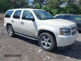 2013 Chevrolet Tahoe LTZ с VIN 1GNSKCE07DR326996, выставлен на аукционе IAAI как лот 42203073 с пробегом 147 067 миль миль и . История ставок и продаж доступна на DreamBid. Изображение 1.
