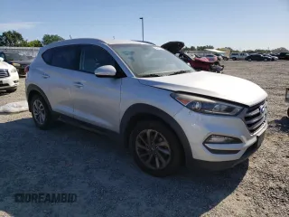 2016 Hyundai Tucson Limited z VIN KM8J33A21GU156026, wystawiony jako Copart lot #54761515 z przebiegiem 174 806 mil mil oraz Szkoda całkowita • Salvage title. Historia ofert i sprzedaży dostępna na DreamBid. Obrazek 4.