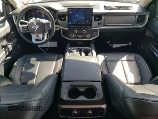 2023 Ford Expedition Max XLT с VIN 1FMJK1H86PEA03783, выставлен на аукционе Copart как лот 49111955 с пробегом 11 327 миль миль и Чистый • Clean title. История ставок и продаж доступна на DreamBid. Изображение 8.