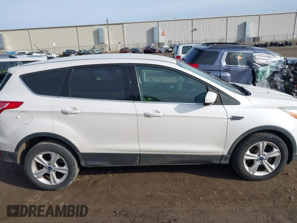 2014 Ford Escape SE with VIN 1FMCU0GXXEUC51060, listed as a IAAI auction lot 41814380 with 155,233 mi miles. Bid and sale history available at carsss.com. Image 13.