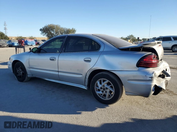 2004 Pontiac Grand Am SE1 with VIN 1G2NF52E34M567770, listed as a Copart auction lot 82089934 with 215,976 mi miles and Salvage Title. Bid and sale history available at carsss.com. Image 2.