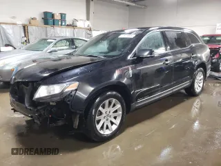 2017 Lincoln MKT with VIN 2LMHJ5NK6HBL01616, listed as a Copart auction lot 41875895 with 84,548 mi miles and Salvage Title. Bid and sale history available at DreamBid. Image 1.