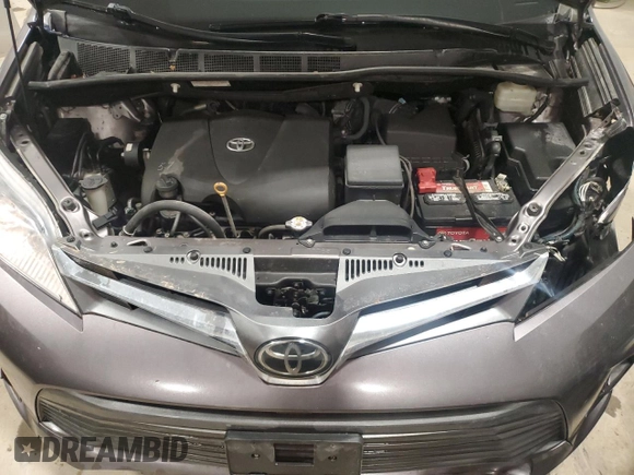 2019 Toyota Sienna XLE Auto Access Seat with VIN 5TDYZ3DC3KS005207, listed as a Copart auction lot 47881075 with 155,779 mi miles and Salvage Title. Bid and sale history available at carsss.com. Image 12.