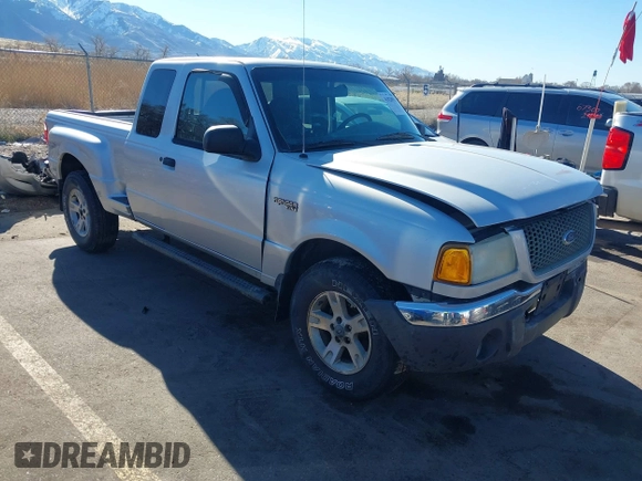 2002 Ford Ranger XL Fleet with VIN 1FTZR45E02PB52573, listed as a IAAI auction lot 41828913 with 221,377 mi miles. Bid and sale history available at carsss.com. Image 1.