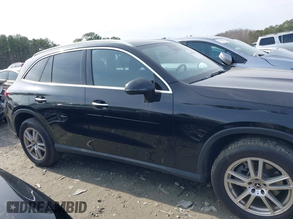 2023 Mercedes-Benz GLC with VIN W1NKM4HB6PU028035, listed as a IAAI auction lot 41469063 with 17,469 mi miles. Bid and sale history available at carsss.com. Image 13.