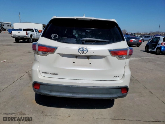 2016 Toyota Highlander XLE with VIN 5TDKKRFH6GS153753, listed as a Copart auction lot 46755365 with 0 mi miles and Salvage Title. Bid and sale history available at carsss.com. Image 6.